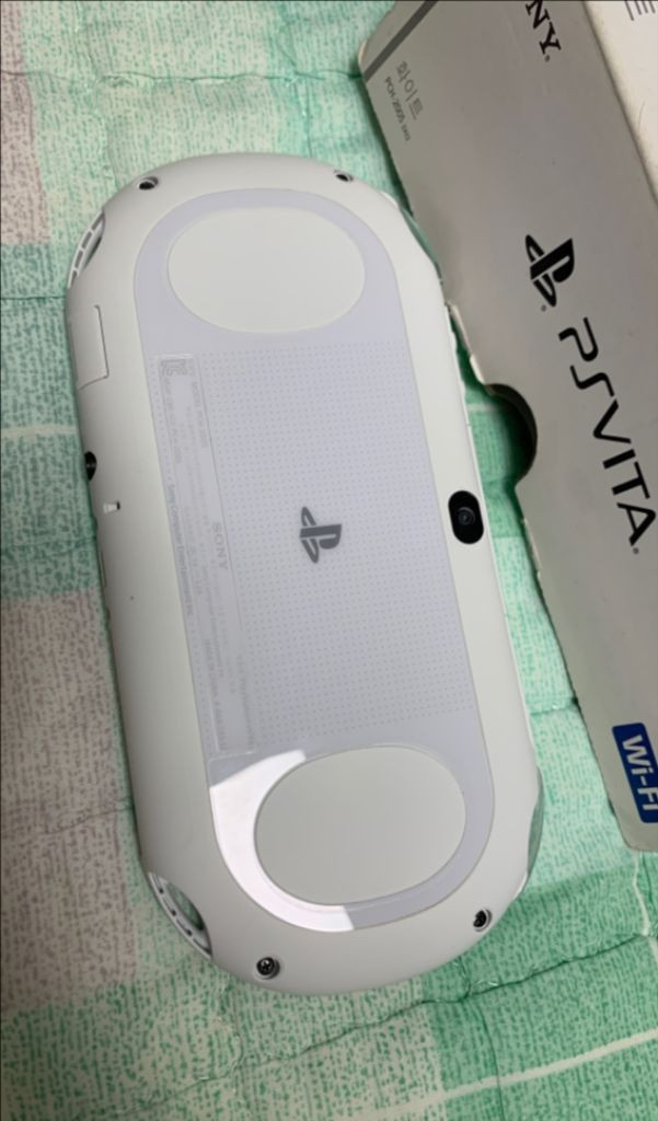A급 소니 PS비타 PS Vita 2세대 화이트 팝니다. 이미지
