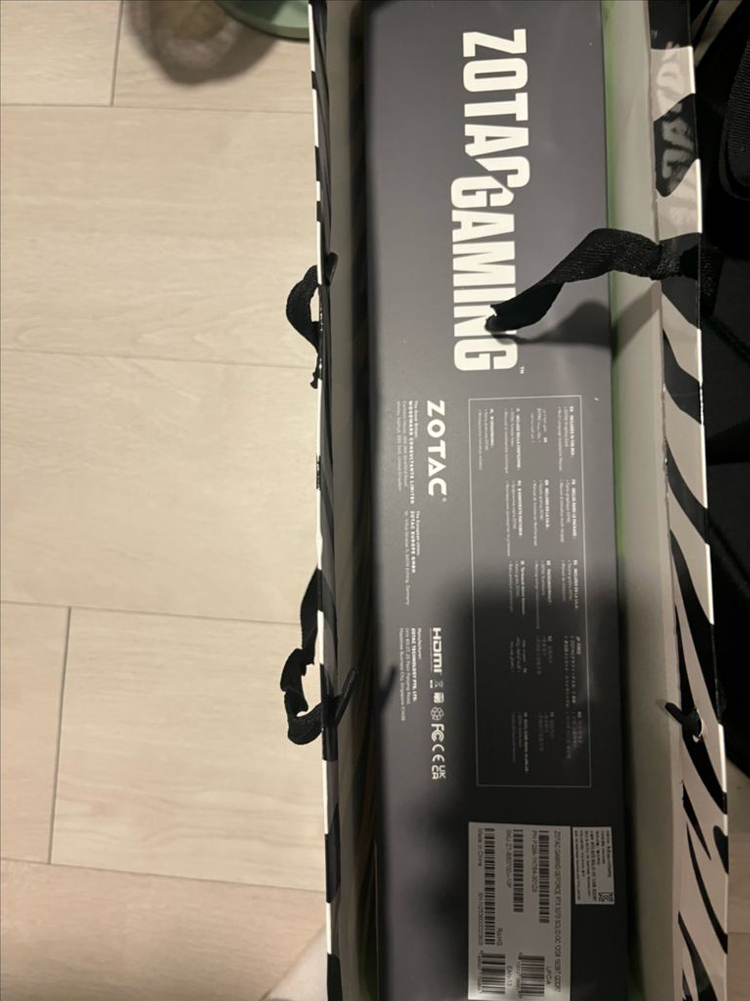 라이젠 7800X3D RTX 5070 32G 1TB 게이밍 컴퓨터 PC 본체 이미지