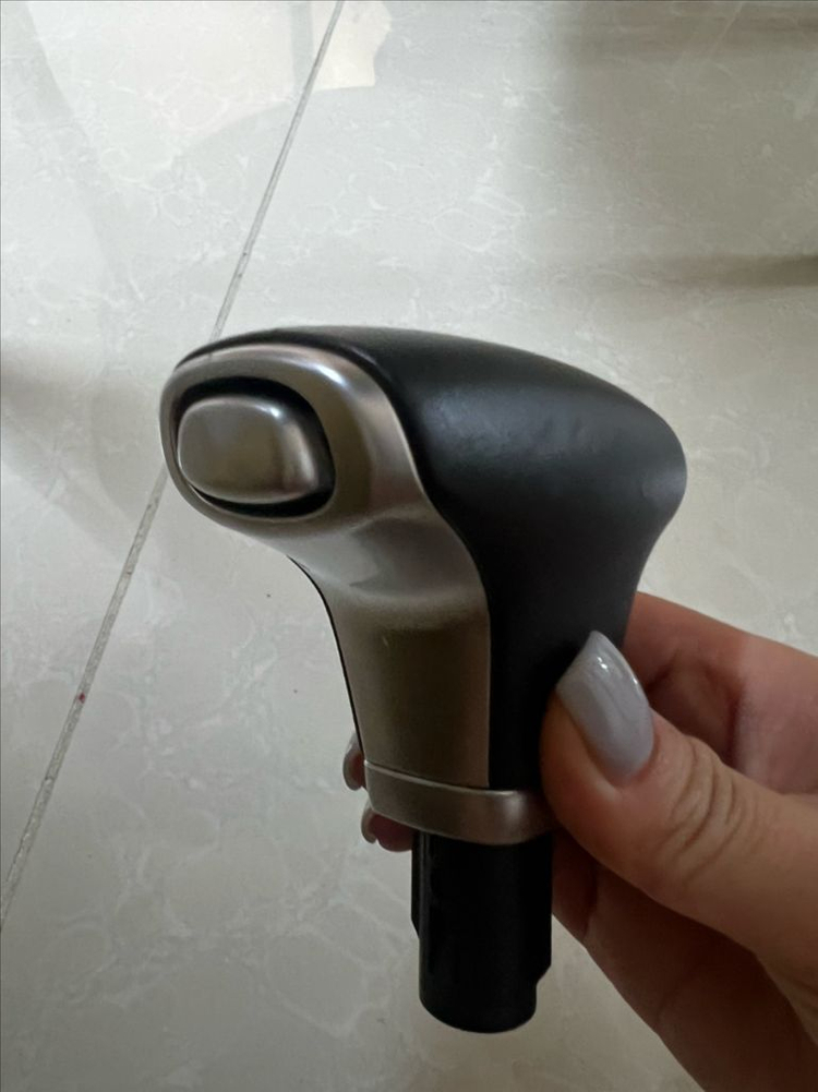 올뉴카니발 순정핸들&순정기어봉 이미지