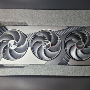 부산 직거래 MSI RTX 5070Ti 16GB 뱅가드 런치에디션 이미지