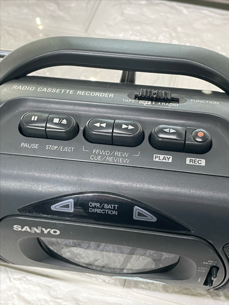산요 카세트플레이어 라디오 작동잘됨--5