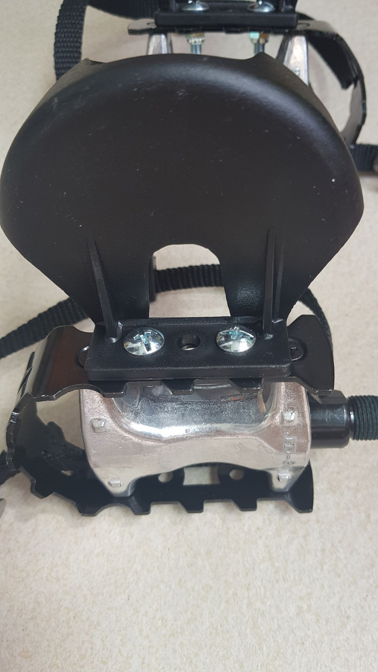 로드 자전거 페달로드 스트랩 포함 자전거 클릿 플레이트 이미지