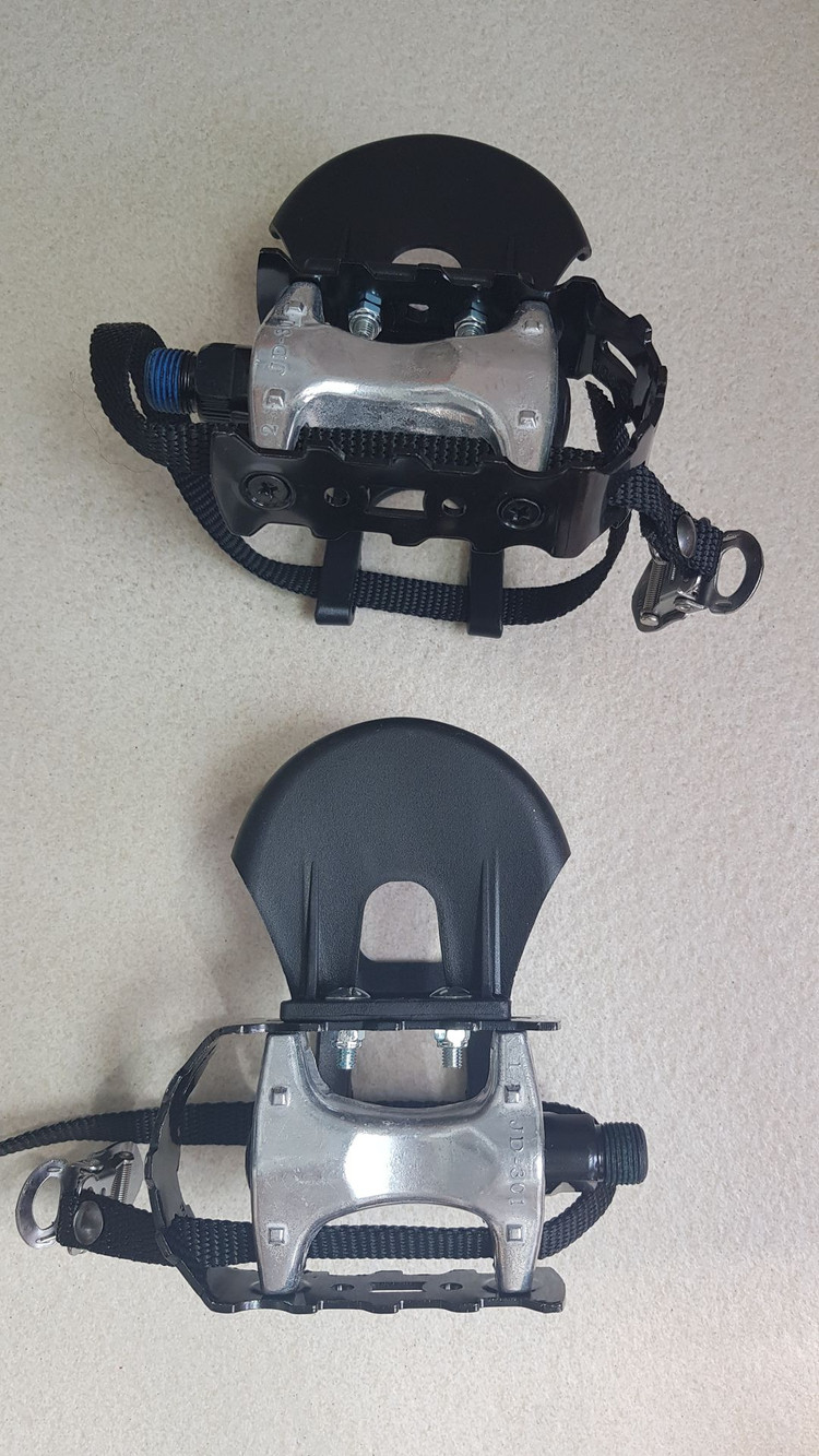 로드 자전거 페달로드 스트랩 포함 자전거 클릿 플레이트 이미지