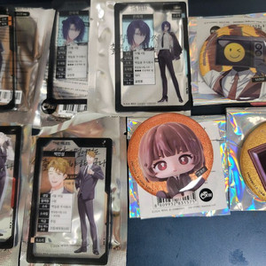 괴담출근 괴출 공식 굿즈 sd ld 캔뱃지 아크릴카드 백사헌 고영은 브라운 양도 교환 김솔음 최요원 제삼 j3 이미지