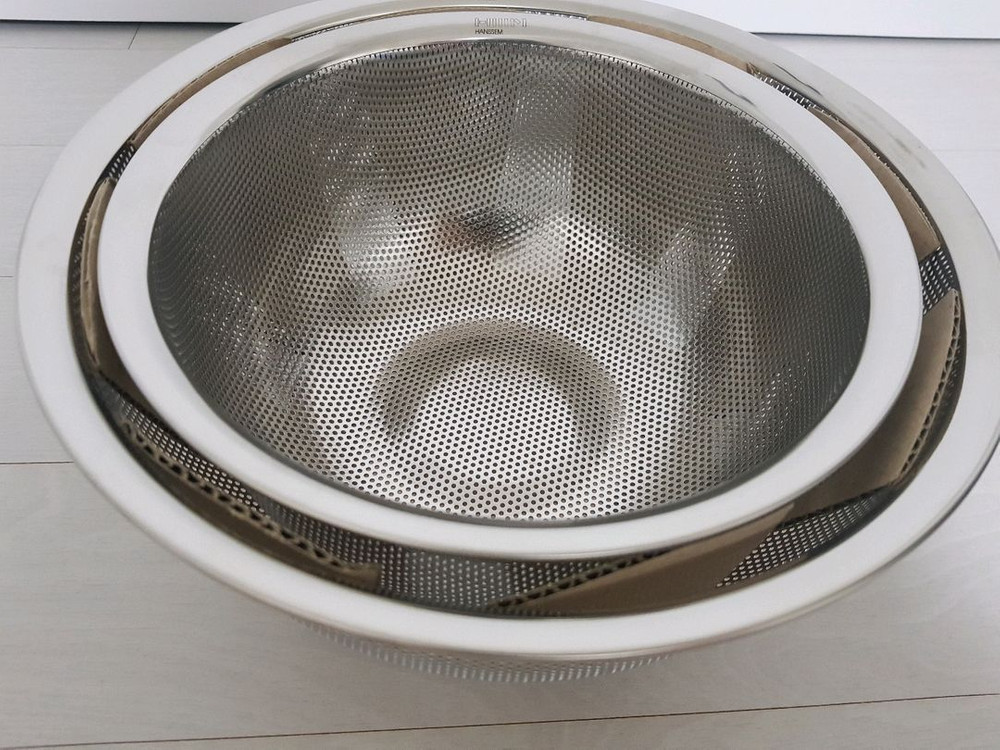 HANSSEM 한샘 프리미엄 HOLE 믹싱볼 세트 스덴 원형 채반 채망 과일 야채 소면 새상품 (미사용)--7