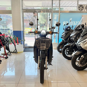 *옵션많음* 22년식 슈퍼커브110 7,7XXkm 판매합니다:) 이미지