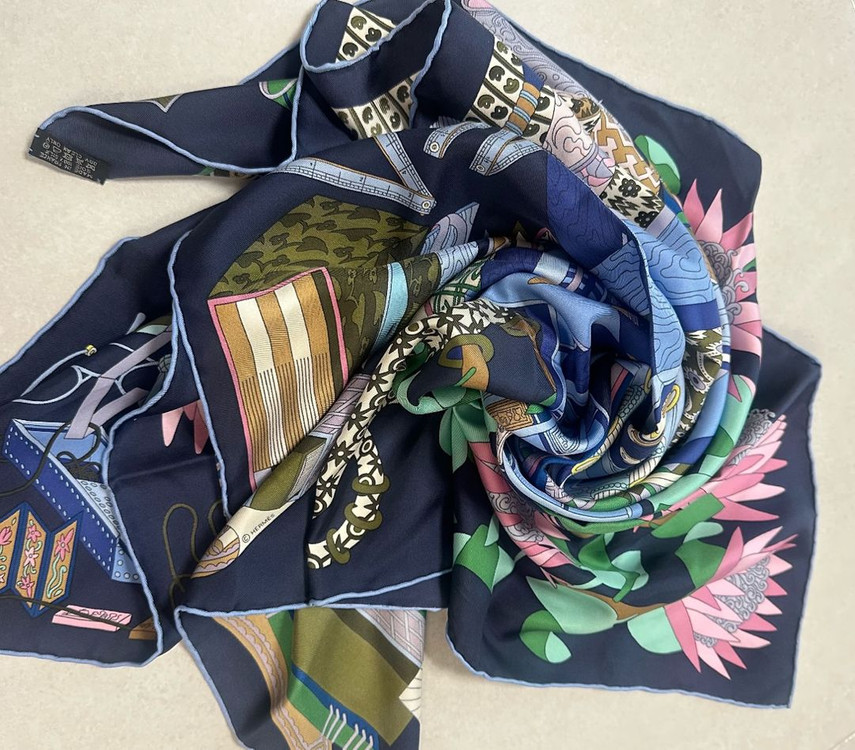 에르메스 스카프 까레 이미지