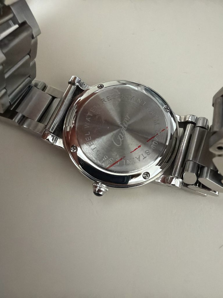 까르띠에 롱드 스틸 시계 이미지