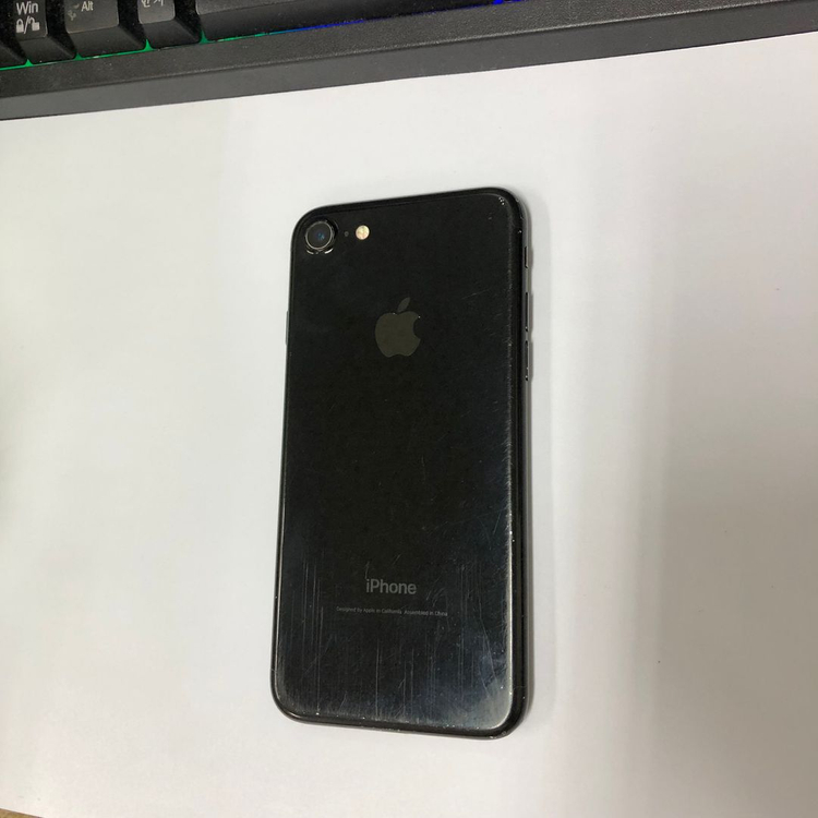 .아이폰7 32GB 제트블랙 중고폰 배터리100% 인스타 사진폰 카메라폰 레트로감성 111382 이미지