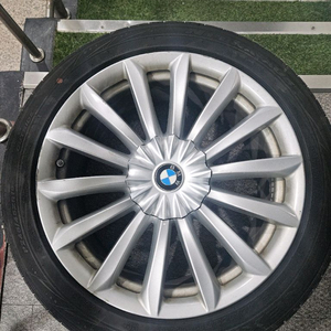 BMW 6GT 7시리즈 G11 G12 19인치 휠타이어 이미지