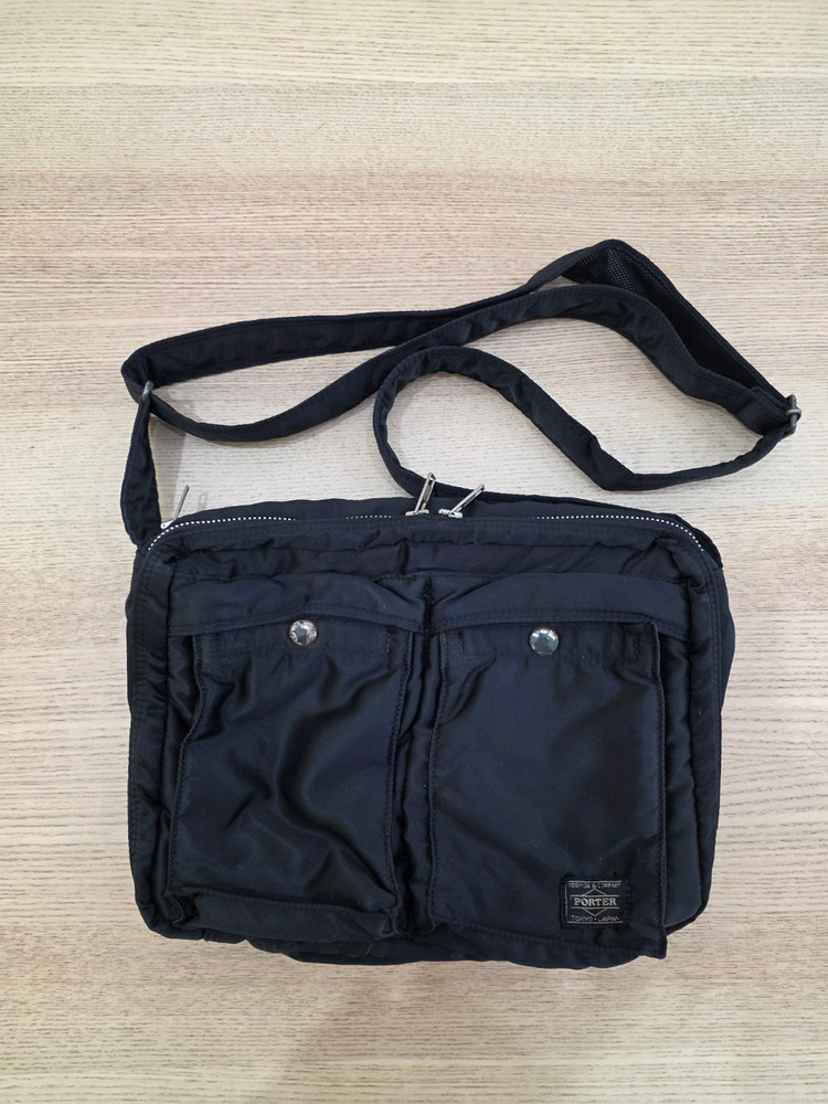 요시다 포터 탱커 숄더백 라지 L 블랙 판매. 622-78810--0