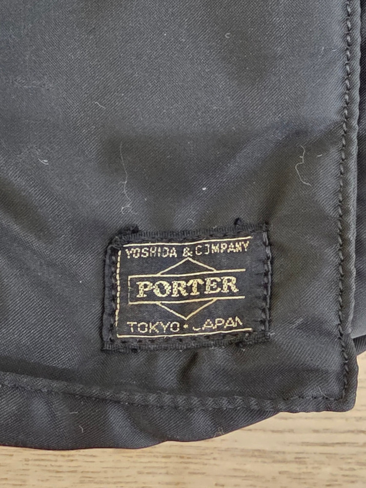 요시다 포터 탱커 숄더백 라지 L 블랙 판매. 622-78810--2