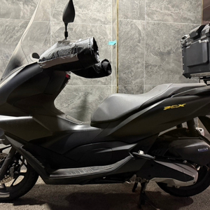 pcx 125 22년식 짧은키로수 팝니다 이미지