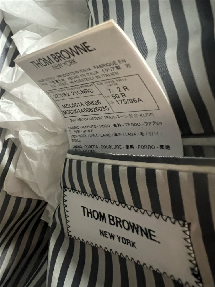 톰브라운120수수트셋업--6