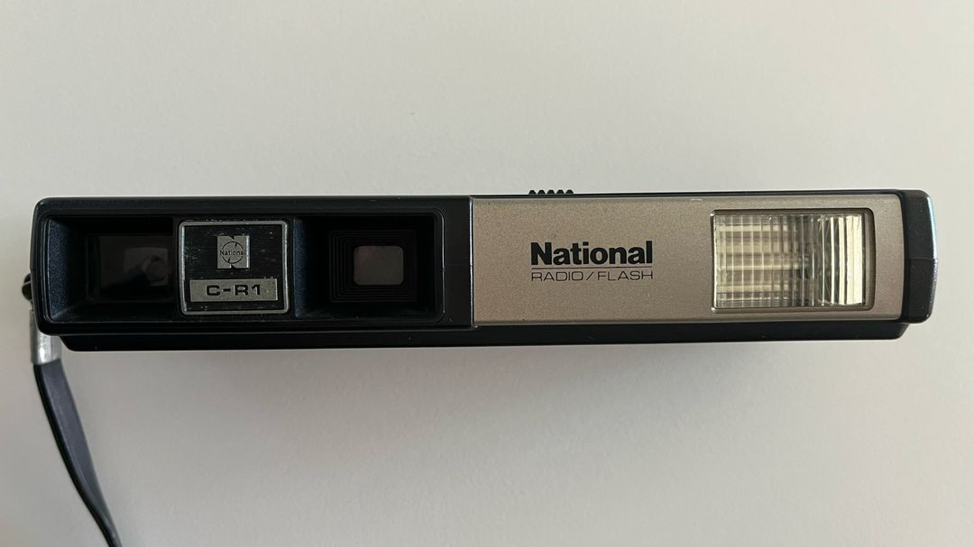 파나소닉 필름 카메라 C-R1 라디오 기능 레트로 이미지