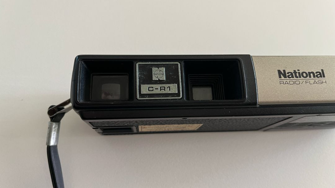 파나소닉 필름 카메라 C-R1 라디오 기능 레트로 이미지