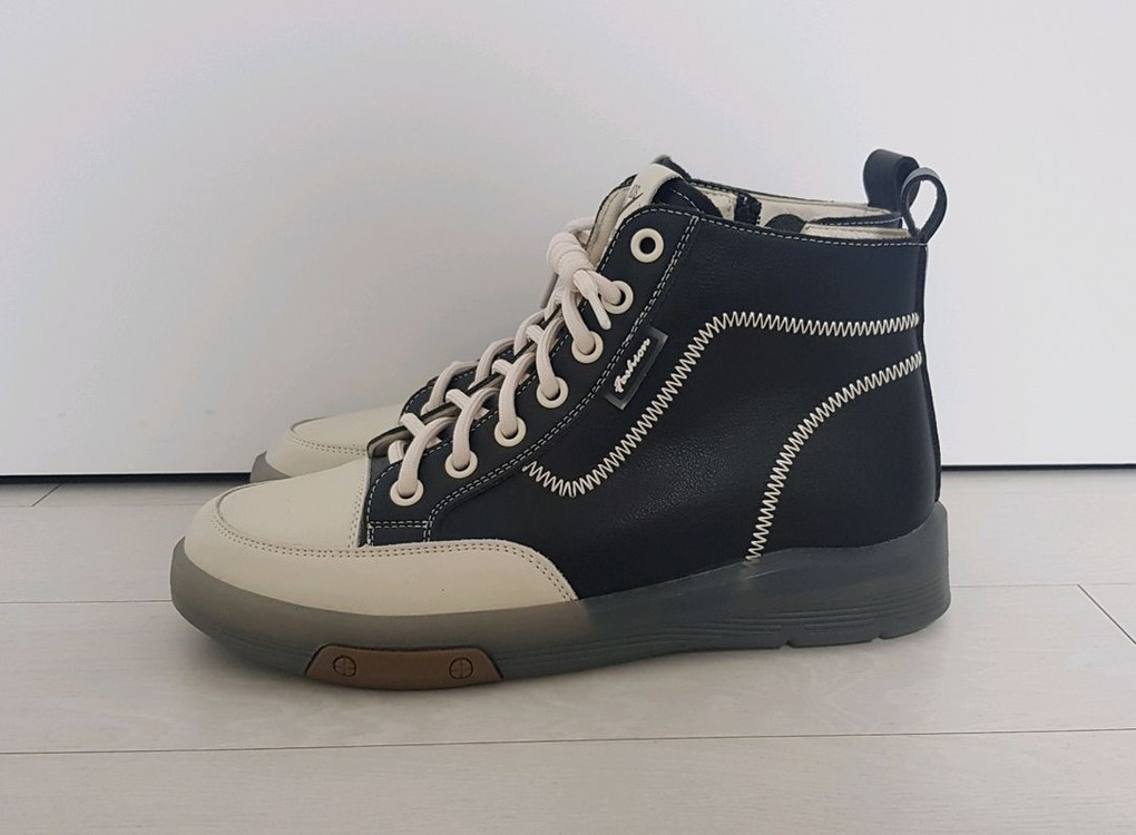 검정색 워커 부츠 검정 하이탑 캐주얼 부츠 천연 가죽 부츠 블랙 부츠 다용도 패션 부츠 지퍼 부츠 235 새상품--4