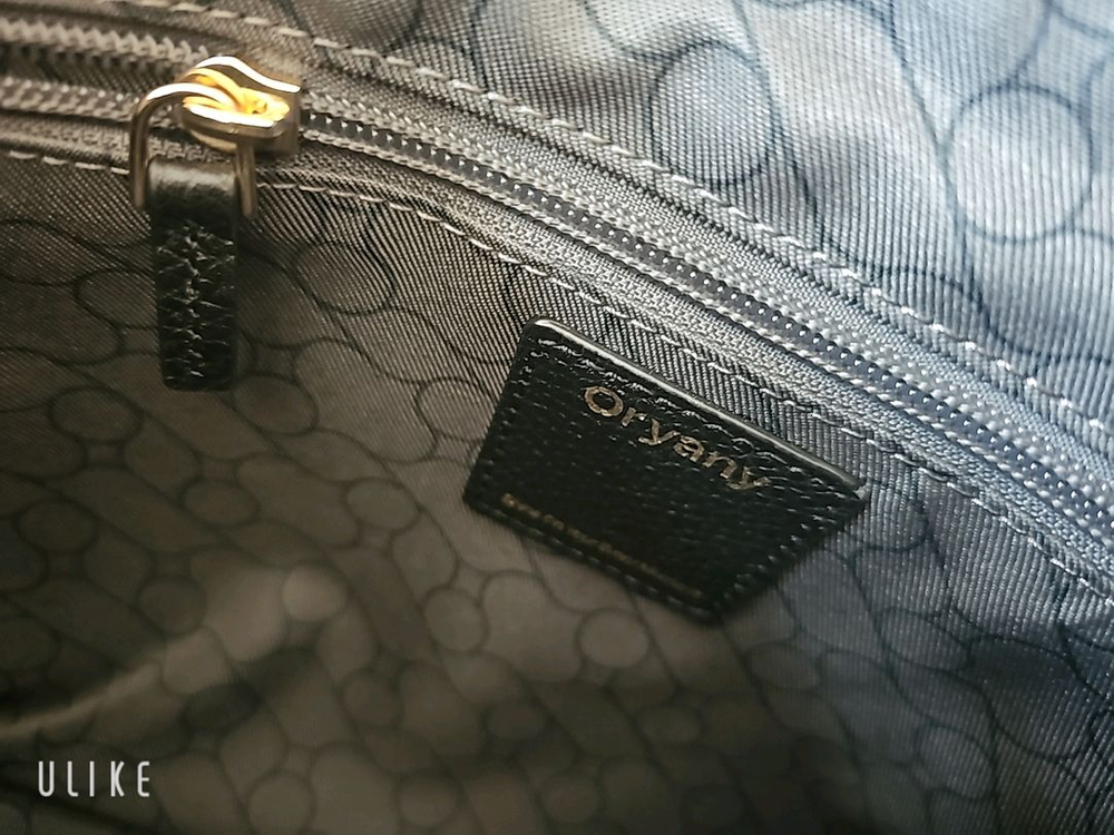 오야니 레더 클러치백 이미지