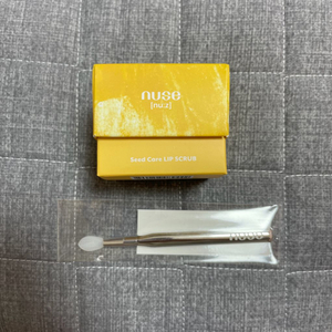 누즈 씨앗 케어 립 스크럽 01 선셋 망고 ( 스크럽 브러쉬 포함)