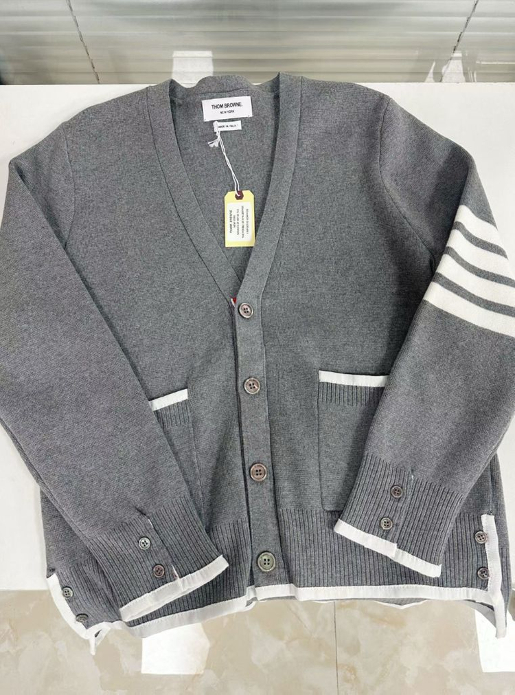 톰브라운 밀라노 스티치 브이넥 가디건 라이트 그레이 이미지