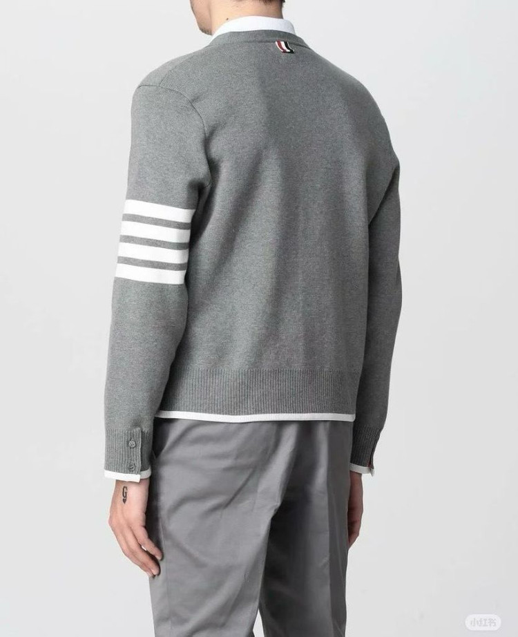 톰브라운 밀라노 스티치 브이넥 가디건 라이트 그레이 이미지