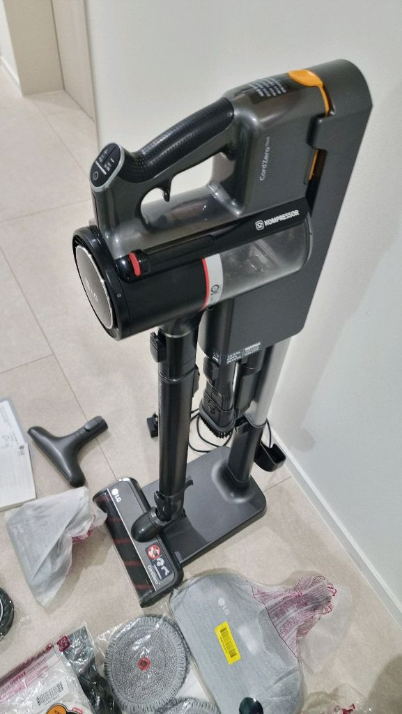 LG 코드제로 무선청소기 풀세트 판매합니다 이미지