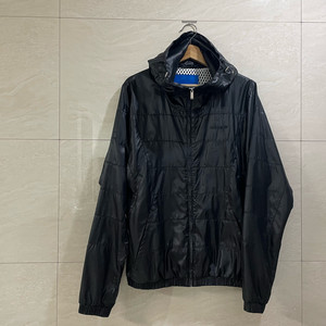 아디다스 / 하이넥 우븐 자켓, 바람막이 / 105