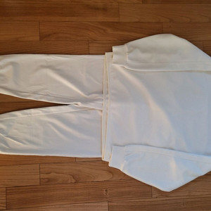 안다르 조커팬츠ㆍ탑텐 밸런스 맨투맨s