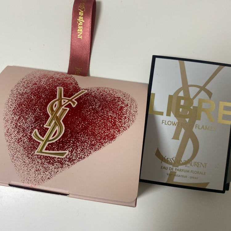 입생로랑 NEW 러브누드 립 블러셔 일리싯 누드--2