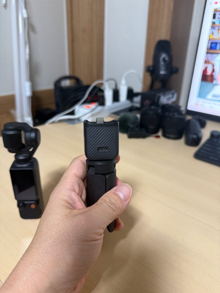 오즈모 포켓3 기본형 판매 (사용감 있음)--4