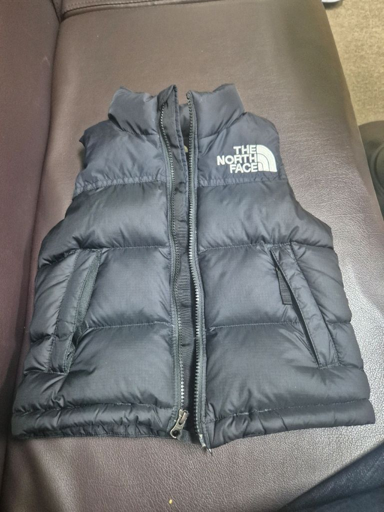 노스페이스키즈 눕시조끼 이미지