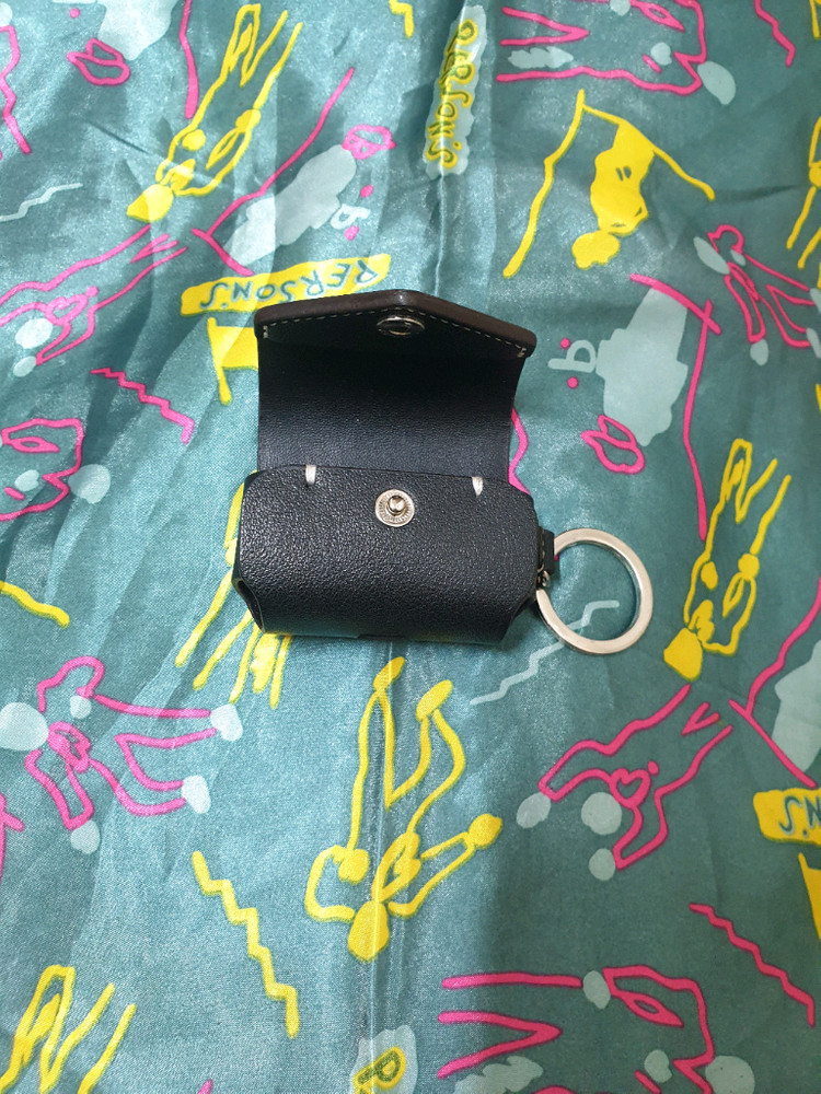 에어팟 4세대 노캔본체 +케이스--5