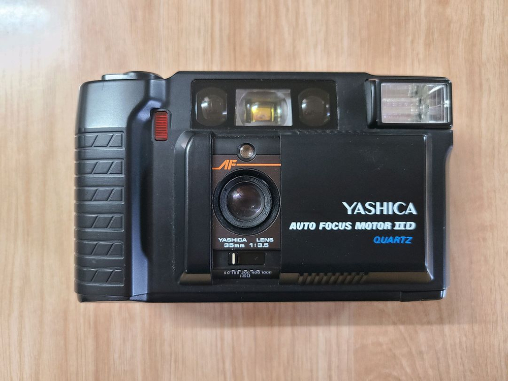 Yashica Auto Focus Motor II D 필름카메라(부품, 장식, 인테리어용) 이미지