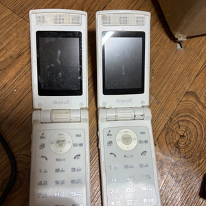 sch-w270 고아라폰 부품용 2대