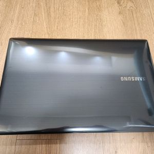 삼성 노트북 쿼드코어 중고 판매합니다