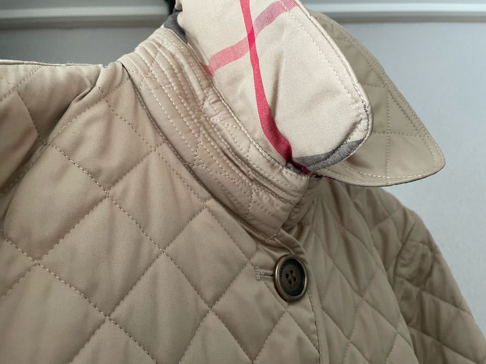 정품 버버리 퀼팅 자켓 베이지컬러 사이즈S--5