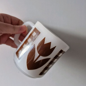 빈티지 글라스베이크 브라운 튤립 밀크글라스 머그컵 이미지