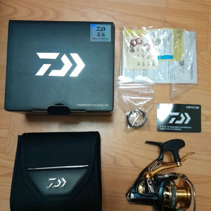 다이와 18토너먼트 3000sh-lbd릴,바낙스 나노기 1.5/1.75세트로 이미지