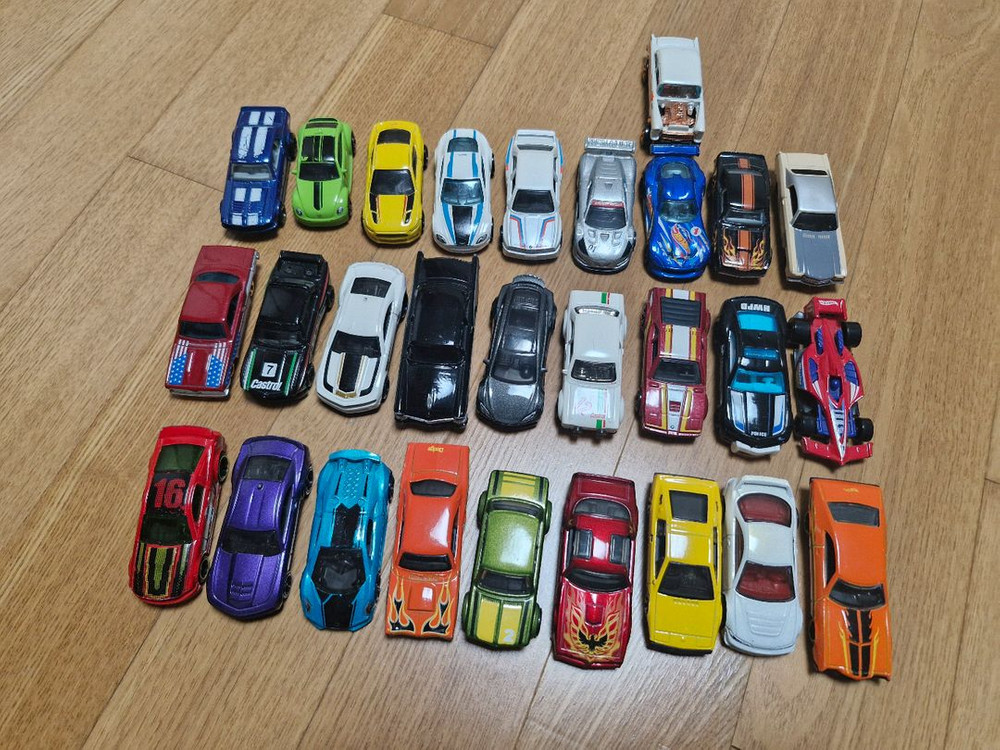 (급처)1/64 다이캐스트 토미카 핫휠 시쿠 75대 판매합니다 이미지