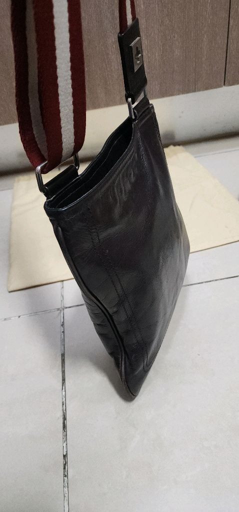 BALLY 브라운레더 크로스백/ 보테가베네타 반지갑 이미지
