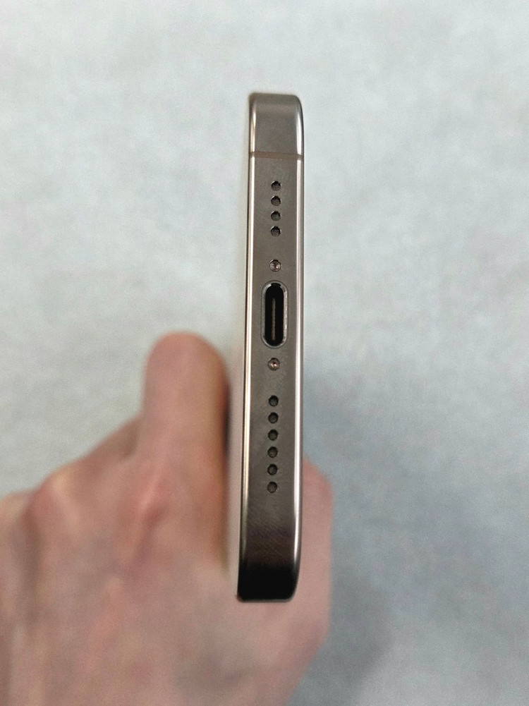 아이폰16 프로 맥스 256G 공기계 판매 합니다.--3