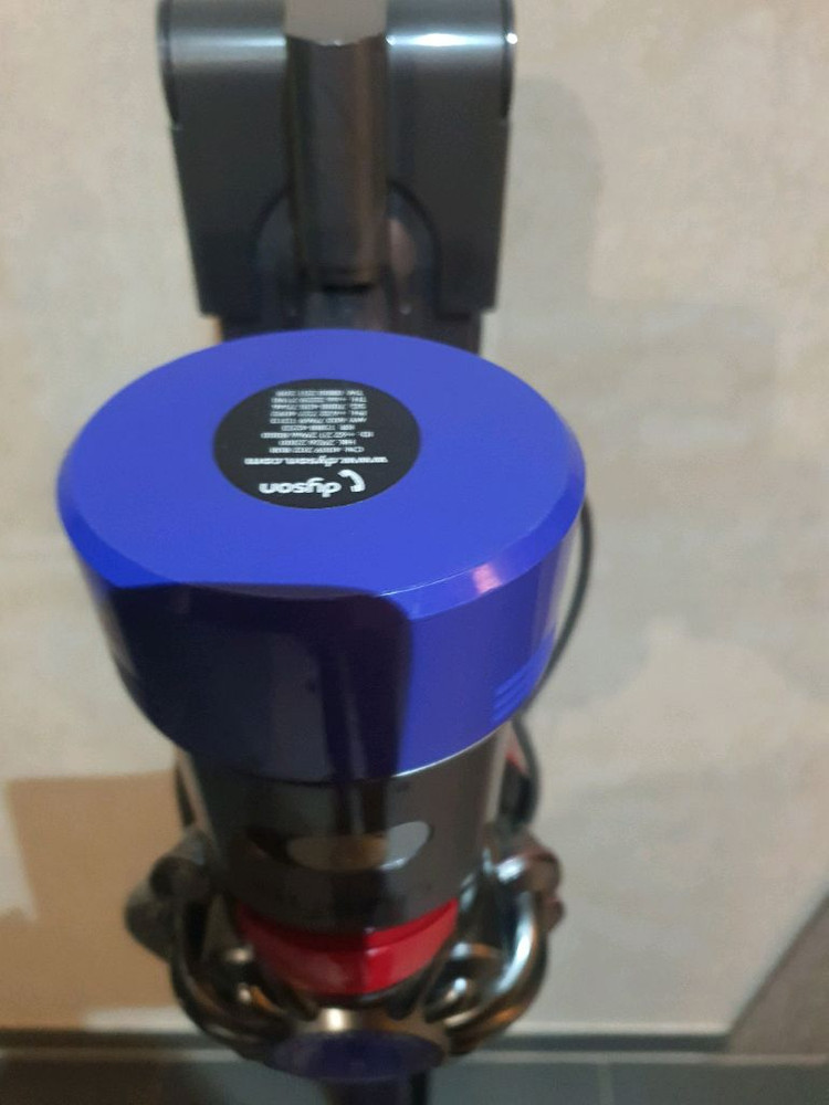 다이슨 v7무선청소기 이미지