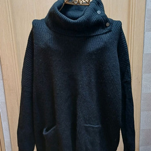 빈스 (Vince) 울 야크 혼방 버튼 터틀넥 니트 S size