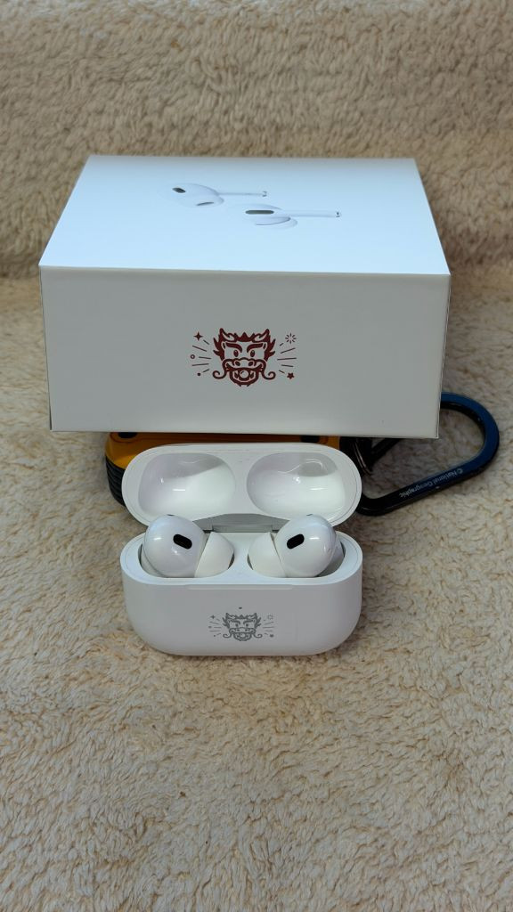 에어팟 프로 2세대 C타입 애플스토어 한정판 이미지