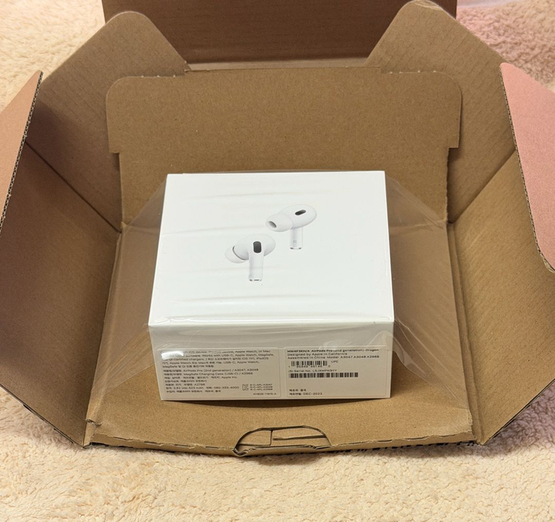 에어팟 프로 2세대 C타입 애플스토어 한정판 이미지