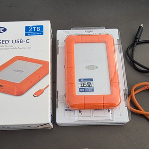 [S급/사용4시간] 라씨(LaCie) 2TB 외장하드 판매합니다 이미지