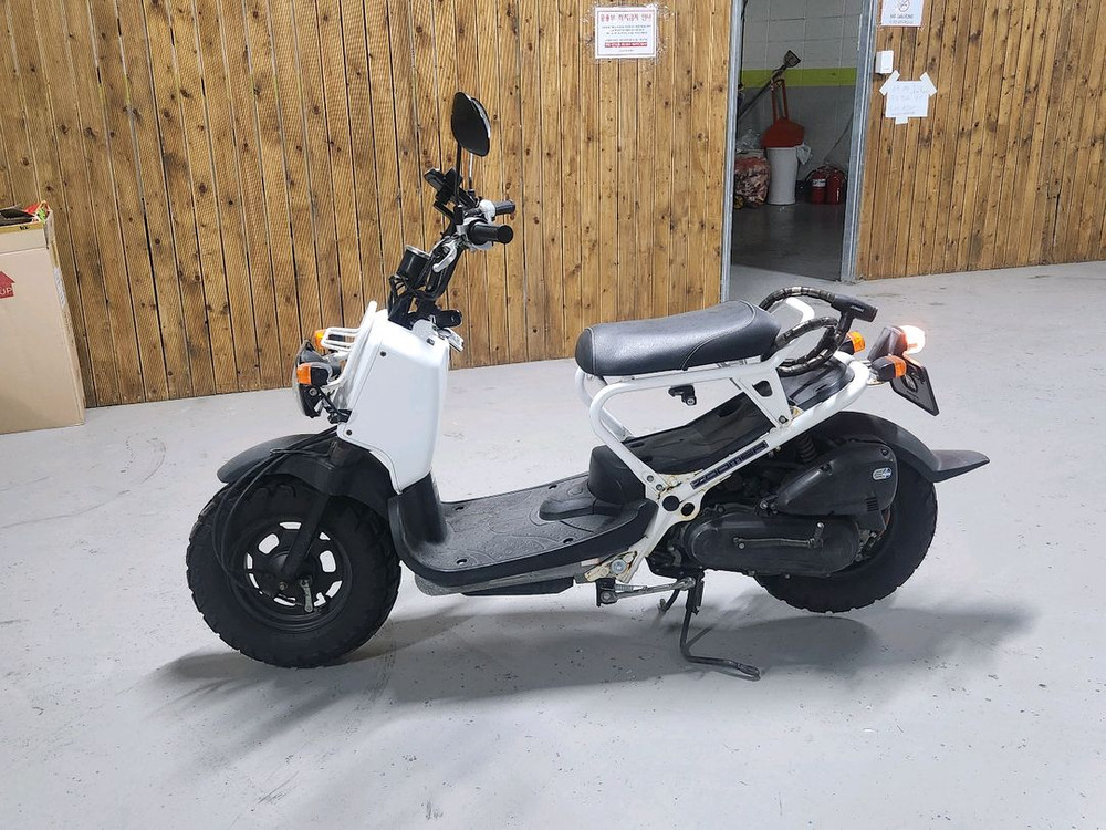 해운대 송정) 혼다 줌머50 _흰검벤리110 대차가능--0