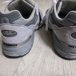 뉴발란스 993 그레이 us9 270판매합니다