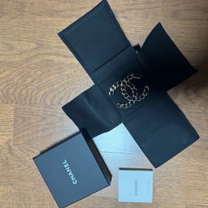 샤넬 브로치 (새상품) 이미지