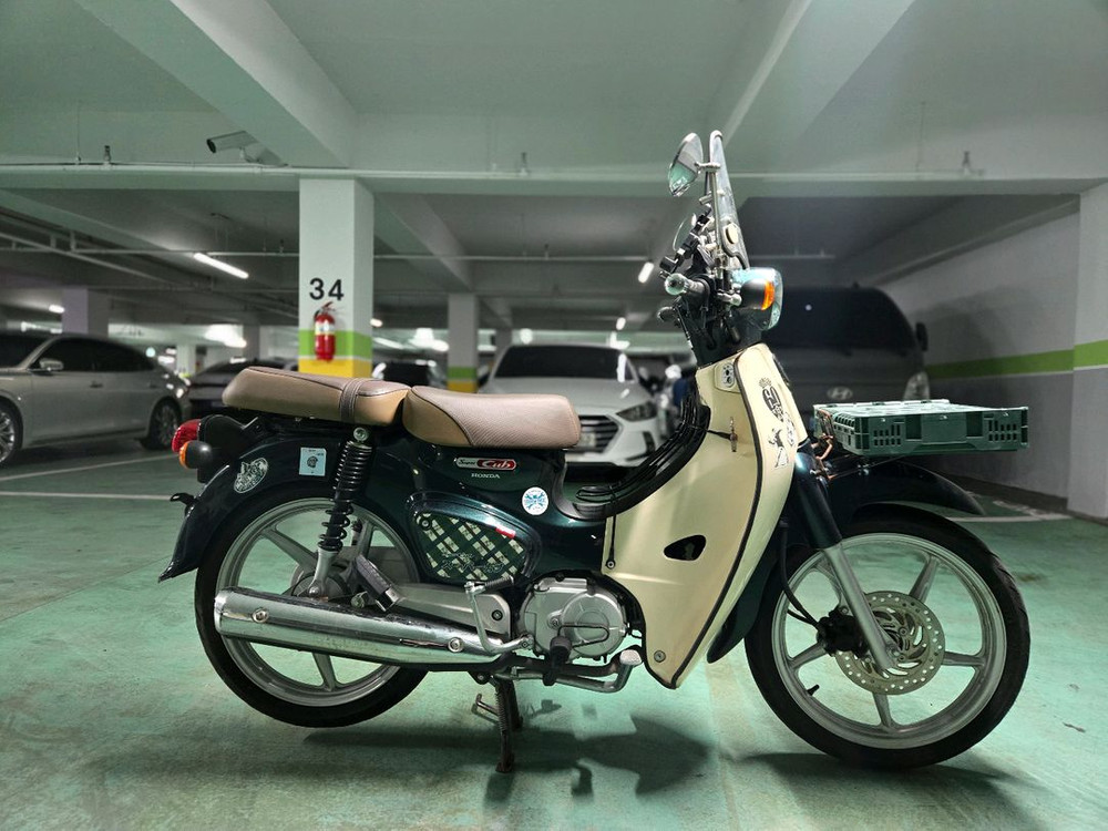 출퇴근용 혼다 슈퍼커브 20년식 5천키로대 판매합니다--2